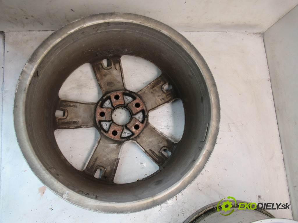 Seat     17 7J 5X112 ET46  disky hliníkové 17  (Hliníkové)