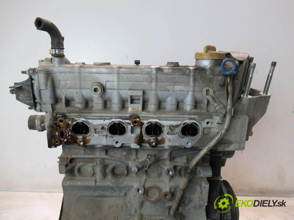 Fiat Stilo  2005 70 kW HATCHBACK 5D 1.4B 95KM 01-07 1400 Motor 843A1000  (Motory (kompletné))