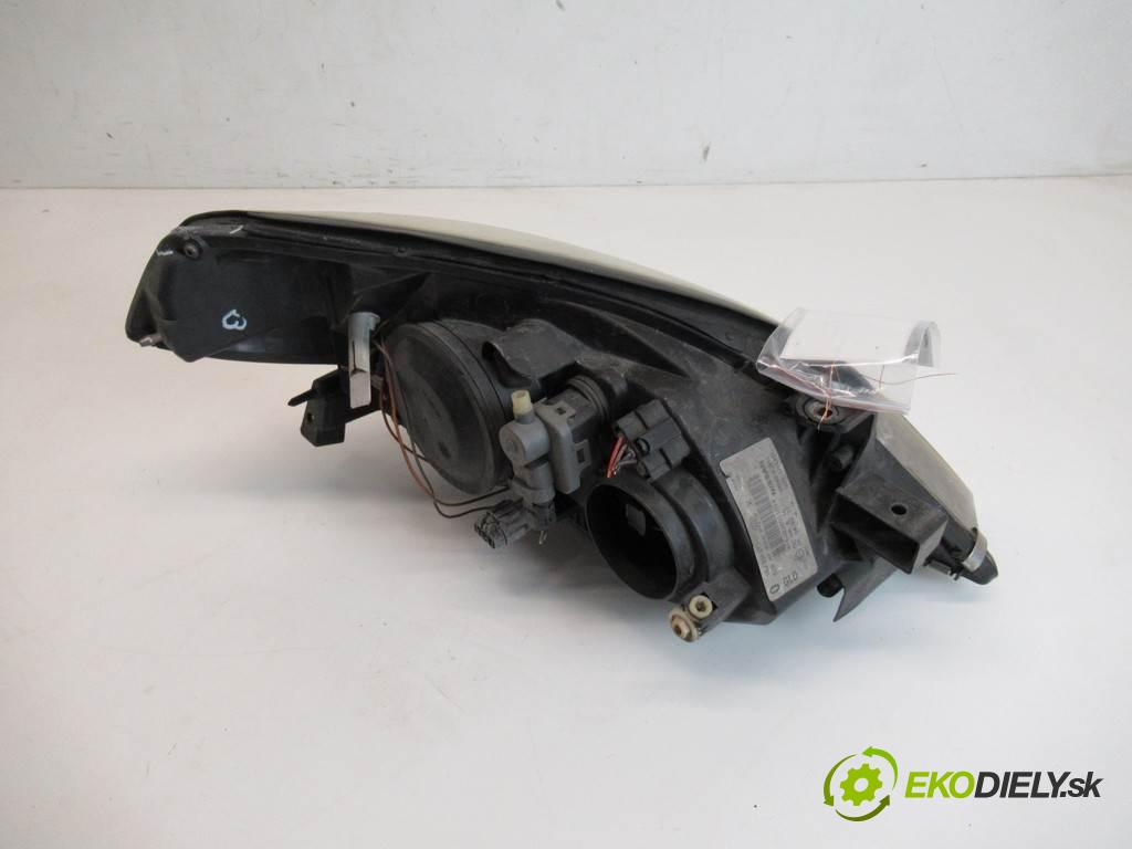 Nissan Primera P12  2002 85 kW KOMBI 1.8B 115KM 01-07 1800 Svetlomet ľavy 26060AU810 (Ostatné)