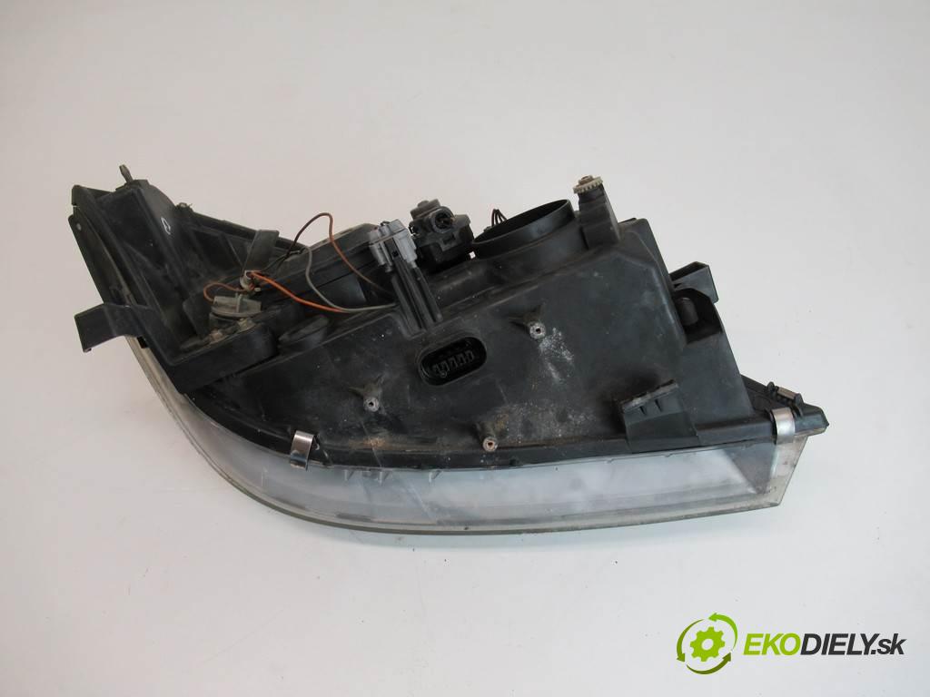 Nissan Primera P12  2002 85 kW KOMBI 1.8B 115KM 01-07 1800 Svetlomet ľavy 26060AU810 (Ostatné)