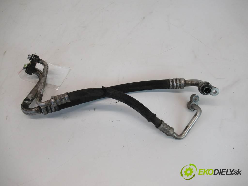 Opel Insignia  2011  KOMBI 2.0CDTI 160KM 08-13 2000 rúrka klimatizace 13220107 (Rozvody klimatizace)