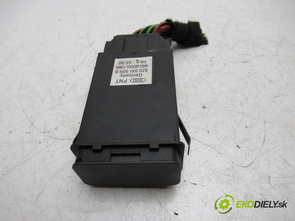 Audi A2    HATCHBACK 5D 1.4B 75KM 00-05  relé směrovek 8Z0941509B