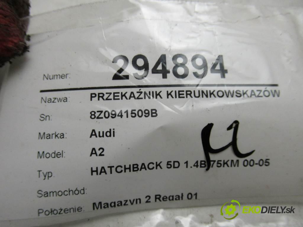 Audi A2    HATCHBACK 5D 1.4B 75KM 00-05  relé směrovek 8Z0941509B