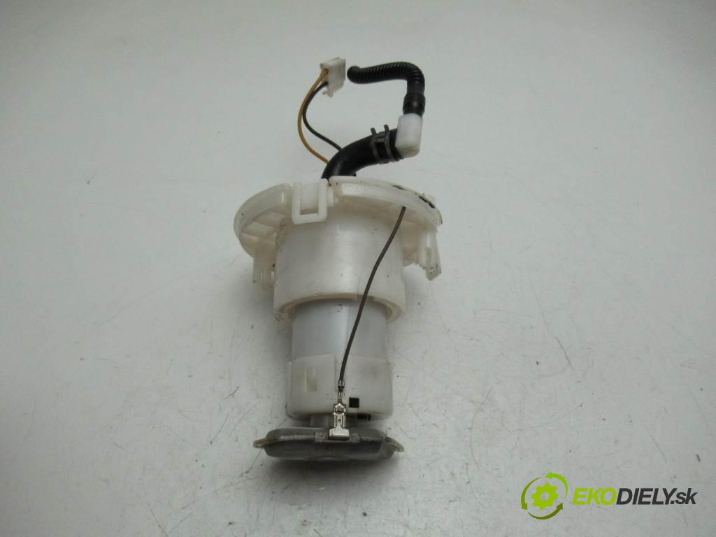 Kia Sportage III  2013 100 kW 2.0CRDI 136KM 10-15 2000 Pumpa paliva vnútorná  (Palivové pumpy, čerpadlá, plaváky)