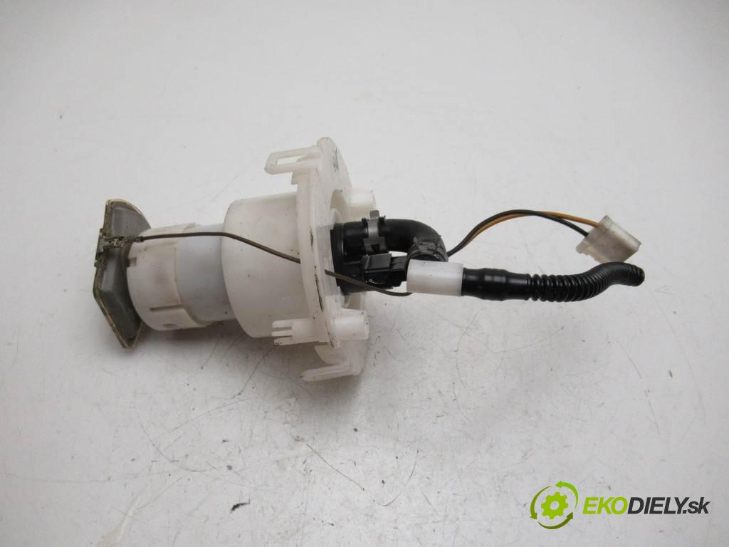 Kia Sportage III  2013 100 kW 2.0CRDI 136KM 10-15 2000 Pumpa paliva vnútorná  (Palivové pumpy, čerpadlá, plaváky)