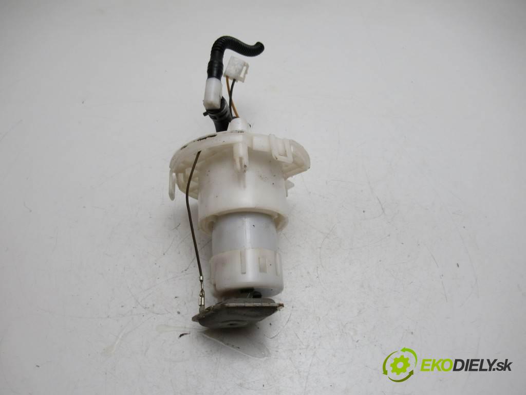 Kia Sportage III  2013 100 kW 2.0CRDI 136KM 10-15 2000 Pumpa paliva vnútorná  (Palivové pumpy, čerpadlá, plaváky)