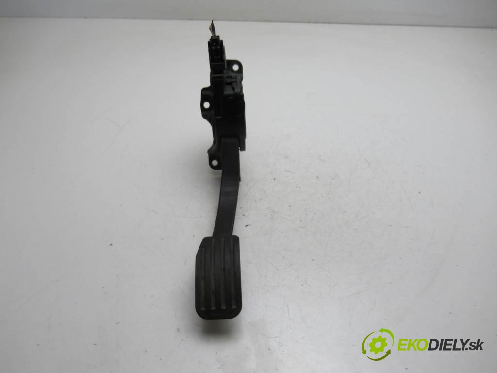 Ford Mondeo Mk4  2007 103 kW LIFTBACK 5D 2.0TDCI 140KM 07-10 2000 Potenciometer plynového pedálu 6G92-9F836-RC (Pedále)