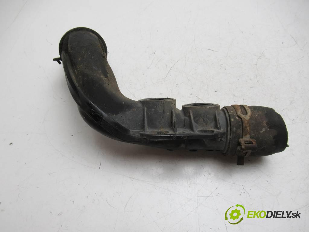 Opel Movano B    2.3CDTI 125KM 10-  Rúra hadica vody 70555304