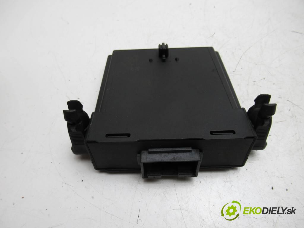 Volkswagen Caddy    2K 1.9TDI 105KM 03-10  Modul GATEWAY 1K0907530L