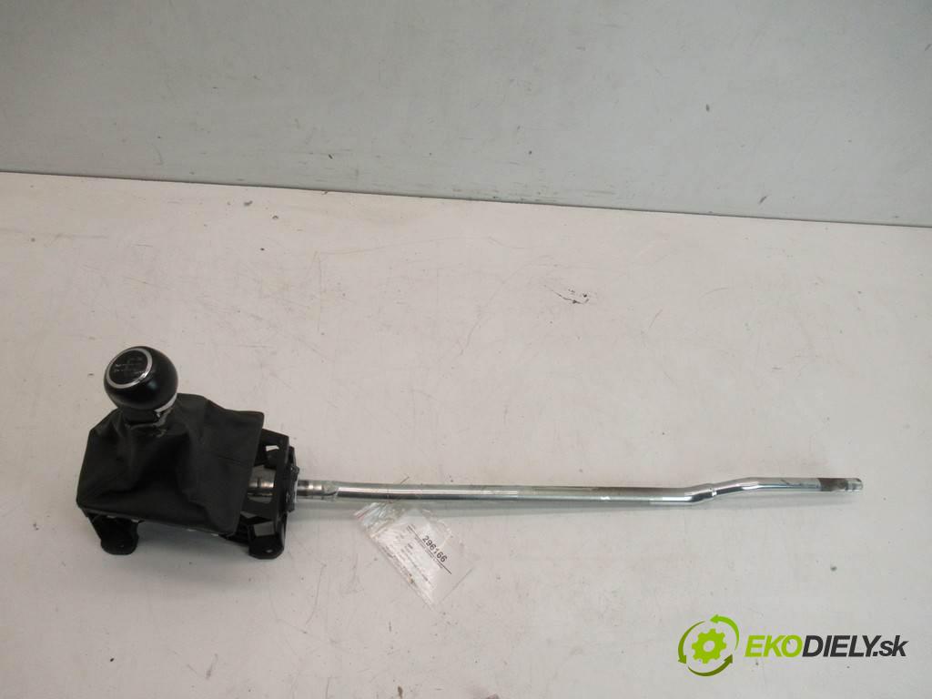 Opel Astra H  2009 66 kW HATCHBACK 5D 1.4B 90KM 04-14 1400 kulisa