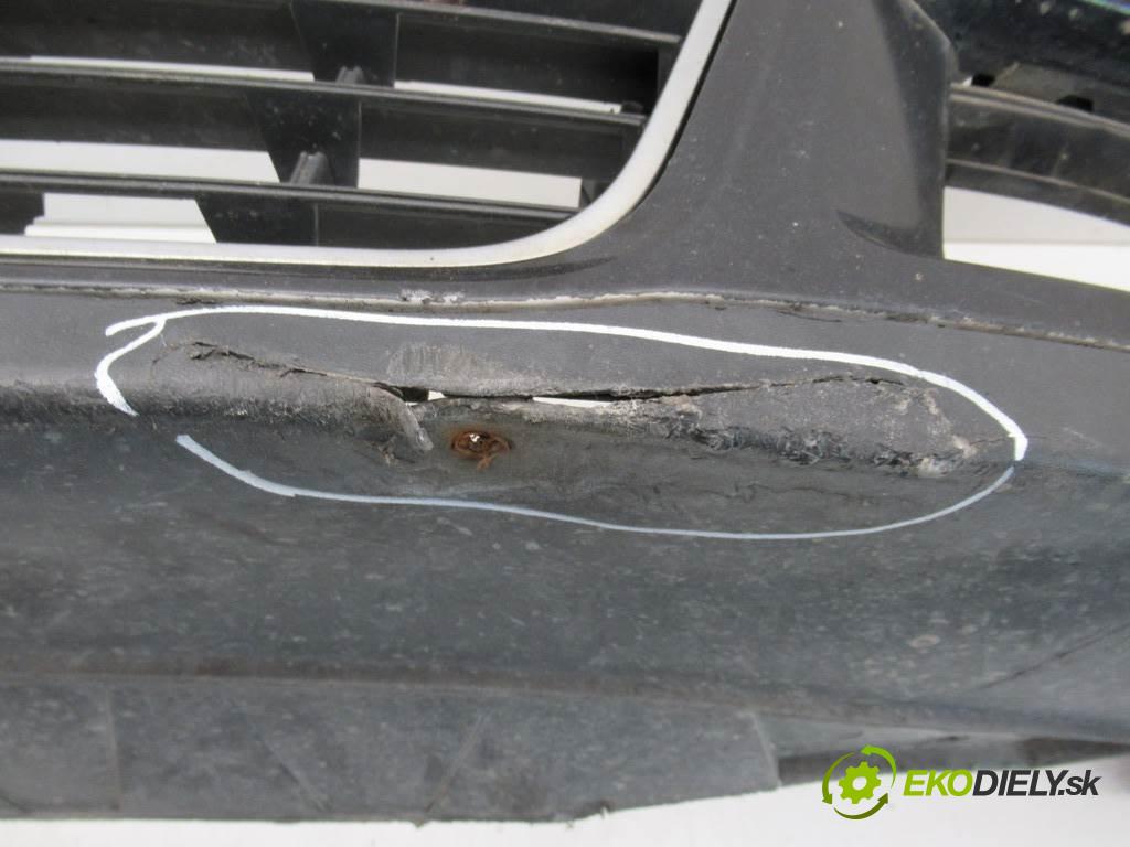 Volkswagen Passat B6  2007 103 kW KOMBI 5D 2.0TDI 140KM 05-10 2000 nárazník přední část