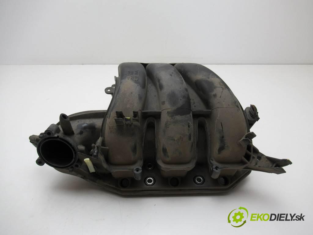 Skoda Citigo  2013 44 kW Up Mii HATCHBACK 3D 1.0B 60KM 11-19 1000 potrubí sání 04C133201H (Sací potrubí)