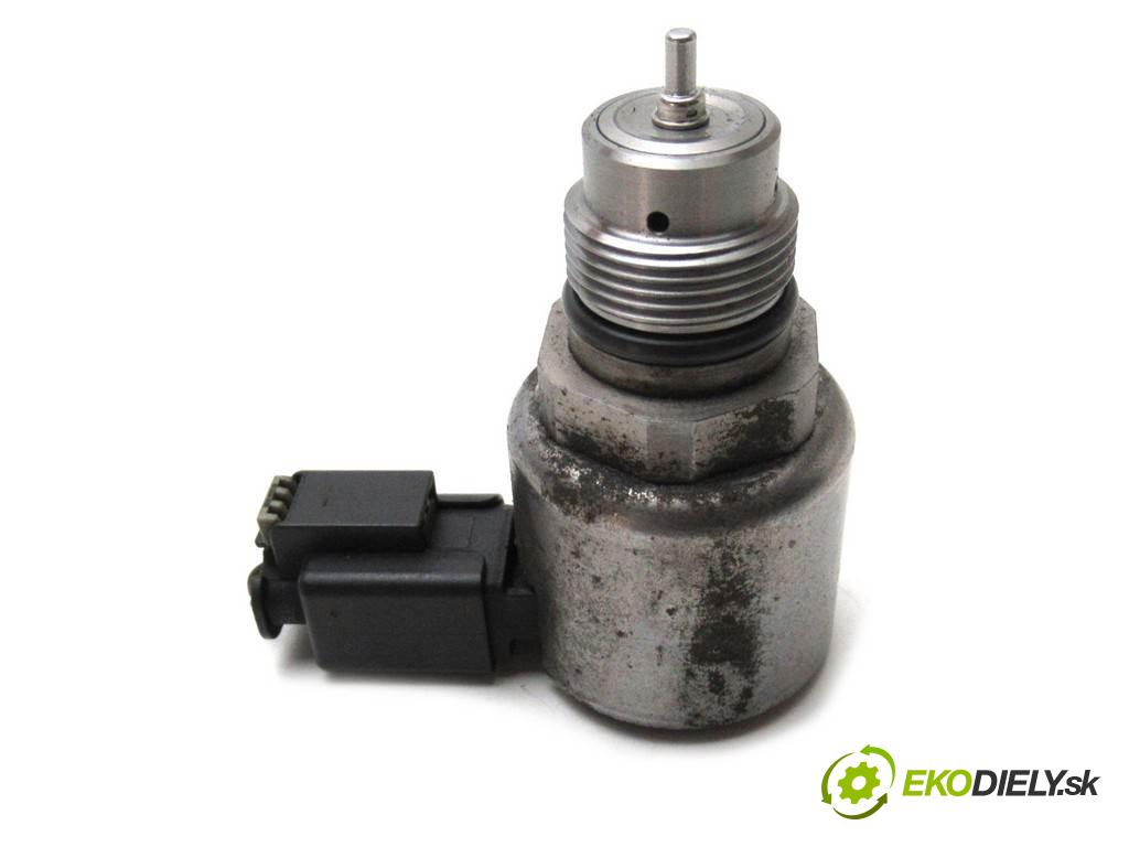 Mercedes-Benz Sprinter II 906    313 CDI W906 2.2 95 KW(130 KM) 06-19  Regulátor tlaku paliva 9307Z522A00 (Ostatné)