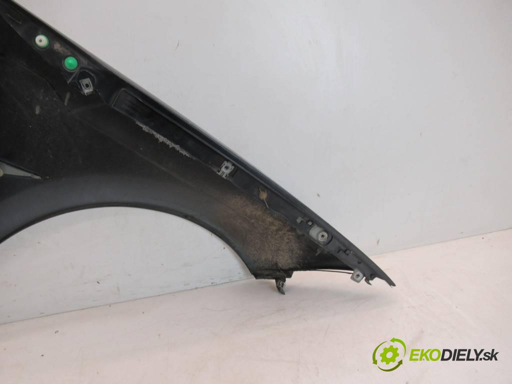 Renault Megane II LIFT  2007 63 kW KOMBI 1.5DCI 86KM 02-08 1500 blatník přední část levý