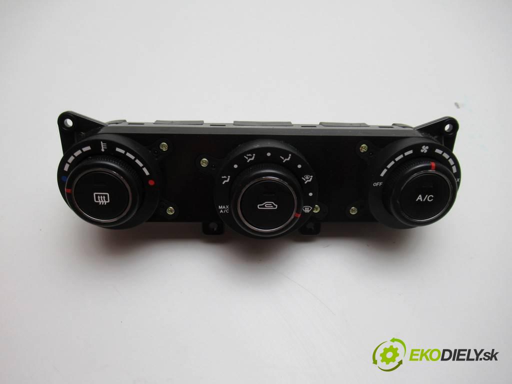 Kia Ceed  2009 80 kW HATCHBACK 5D 1.4B 109KM 06-09 1400 Panel ovládania kúrenia 97250-1H000EQ (Prepínače, spínače, tlačidlá a ovládače kúrenia)