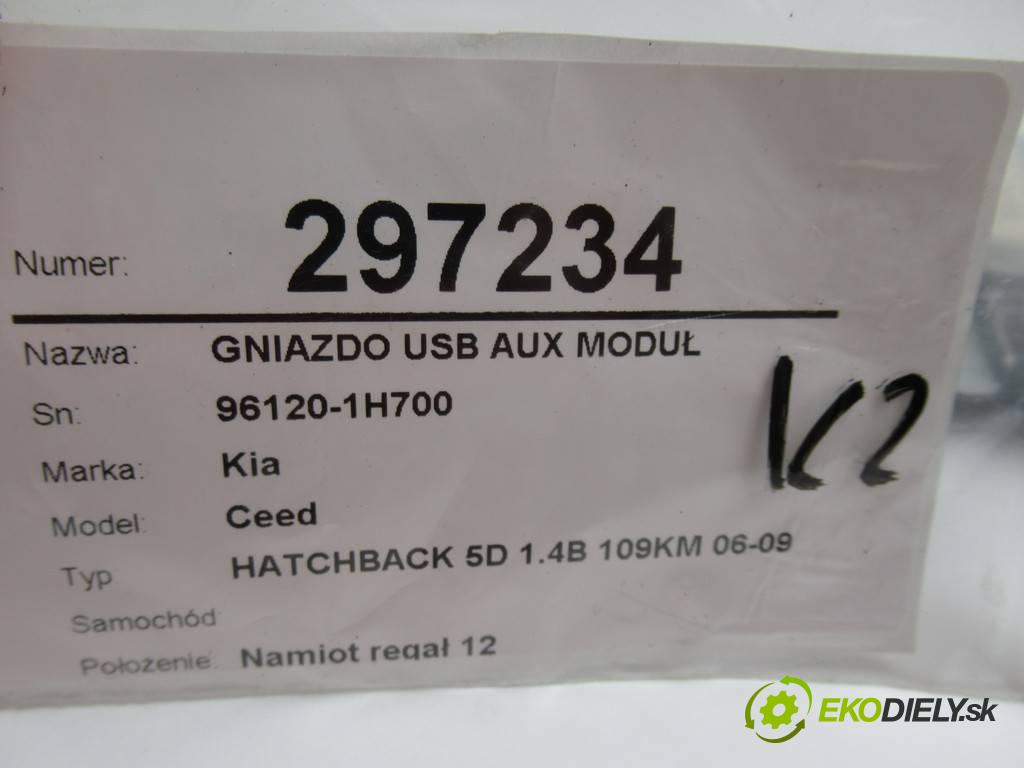 Kia Ceed    HATCHBACK 5D 1.4B 109KM 06-09  HNÍZDO: USB AUX modul 96120-1H700
