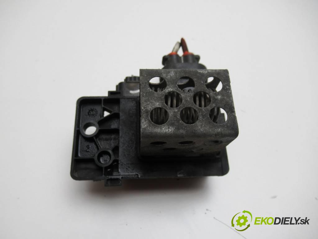 Dacia Lodgy    1.5DCI 90KM 12-17  odpor rezistor ventilátoru chladiče 255501295R