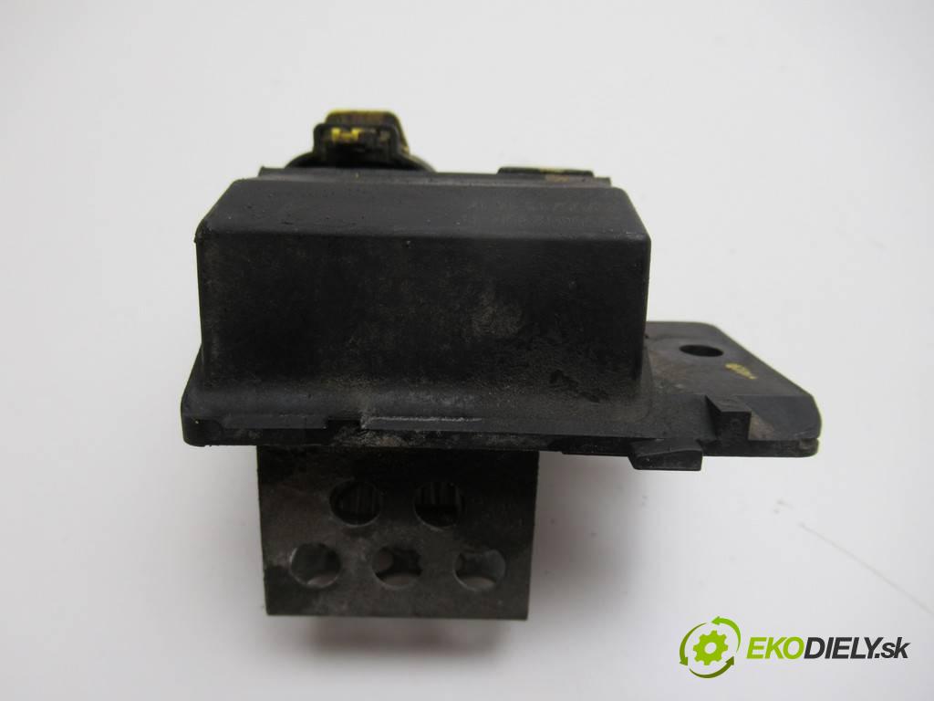 Dacia Lodgy    1.5DCI 90KM 12-17  odpor rezistor ventilátoru chladiče 255501295R
