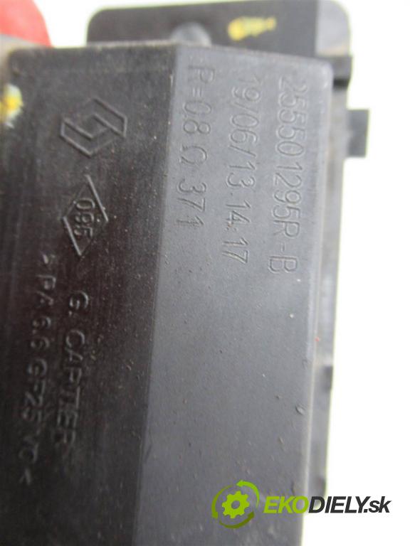 Dacia Lodgy    1.5DCI 90KM 12-17  odpor rezistor ventilátoru chladiče 255501295R