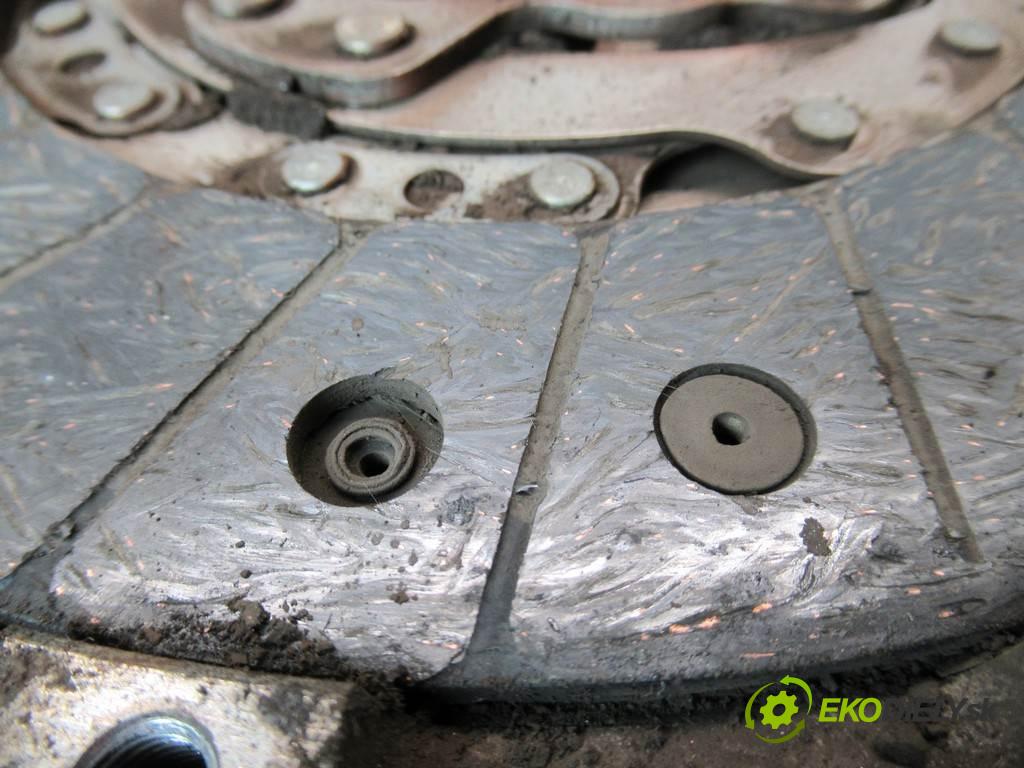 Audi A3 8P  2008 77 kW SPORTBACK 5D 1.9TDI 105KM 03-08 1900 spojková sada bez ložiska komplet 03G141025N (Kompletní sady (bez ložiska))