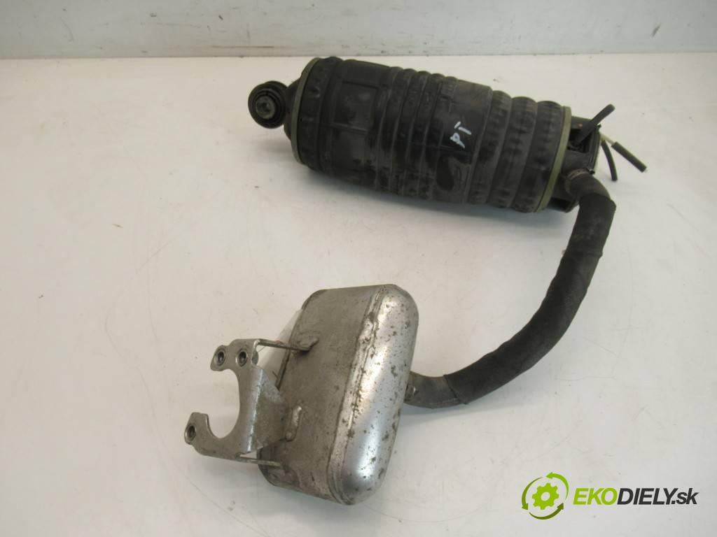 Mercedes-Benz E W211    SEDAN 5.0B V8 306KM 02-06  AirBag ventil zad C095080