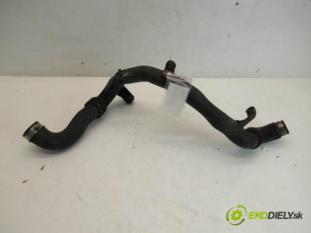 Volkswagen Caddy  2006 77 kW 2K 1.9TDI 105KM 03-10 1900 Rúra hadice turba 3C0145840C (Hadice intercoolera)