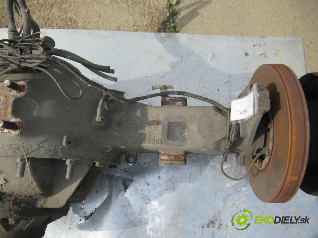 Volvo FH12 FH12 338 kW (460 KM) GLOBTROTTER 2001 338 kW FH12 338 kW (460 KM) GLOBTROTTER 12100 Most zad ,diferenciál  (Zadné)