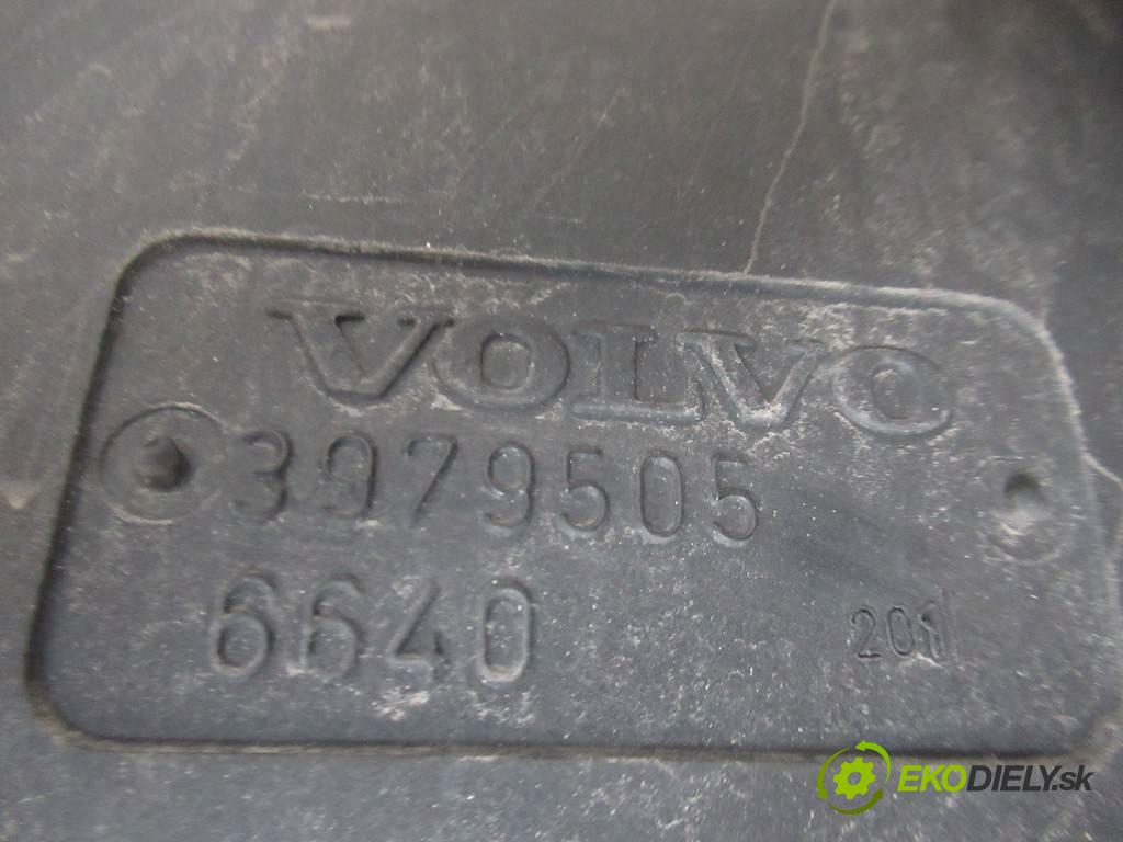 Volvo FH12 FH12 338 kW (460 KM) GLOBTROTTER 2001 338 kW FH12 338 kW (460 KM) GLOBTROTTER 12100 obal filtra vzduchu 3183830 3979505 (Kryty filtrů)