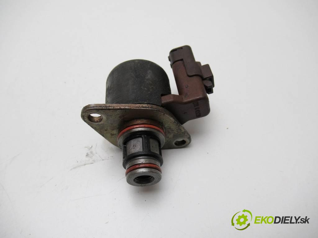 Renault Clio II LIFT  2004 48kW HATCHBACK 5D 1.5DCI 65KM 01-05 1500 Regulátor tlaku paliva  (Ostatné)