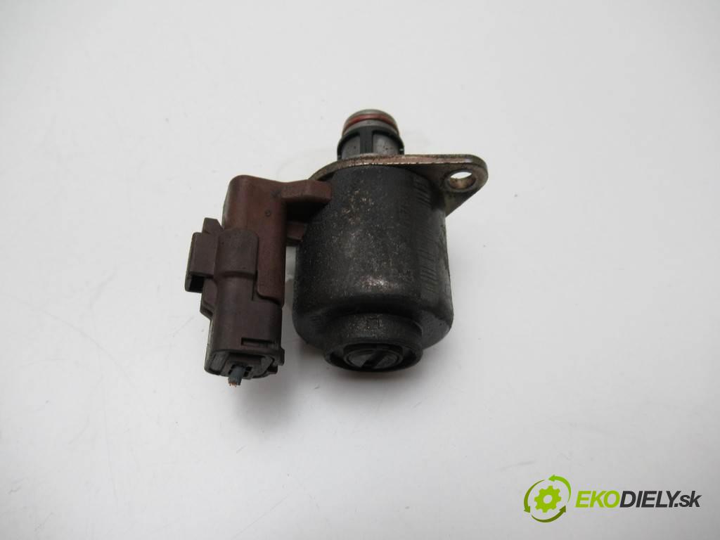 Renault Clio II LIFT  2004 48kW HATCHBACK 5D 1.5DCI 65KM 01-05 1500 Regulátor tlaku paliva  (Ostatné)