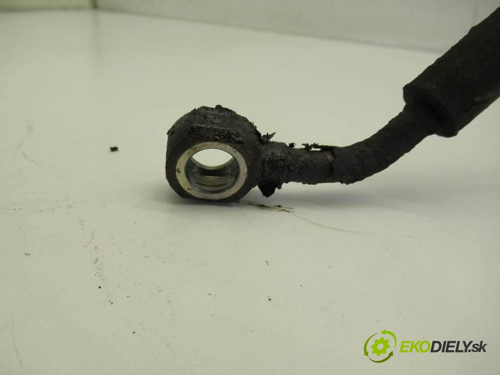 Volkswagen Bora    KOMBI 1.9TDI 115KM 98-05  hadica servočerpadlo  (Rúrky, hadice servočerpadla)