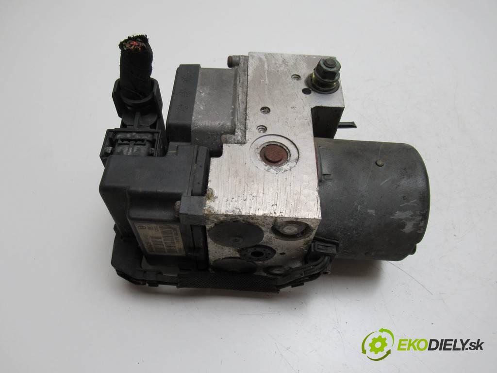 Volkswagen Passat B5  2000 82kW SEDAN 1.9TDI 115KM 96-00 1900 pumpa ABS 0265220525 (Pumpy brzdové)