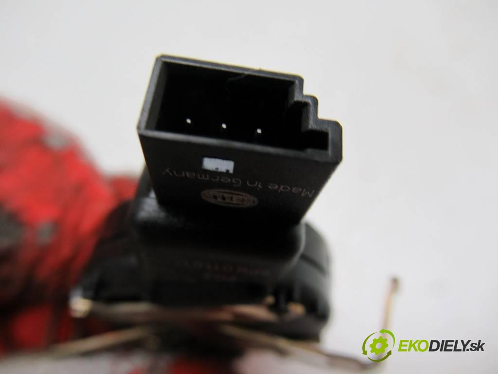 Opel Astra K    KOMBI 1.6CDTI 136KM 15-19  Snímač dažďa 84149672 (Snímače dažďa)