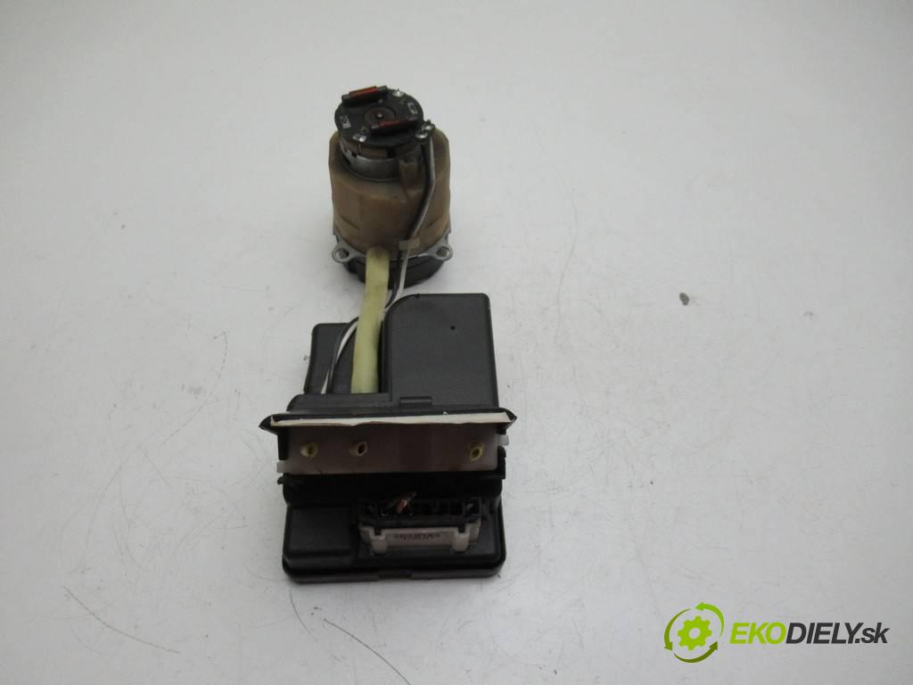 Mercedes-Benz W168  2002  1.7CDI 95KM 97-04 1700 motorek centrálního zámku  (Řídicí jednotky centrálního zámku)