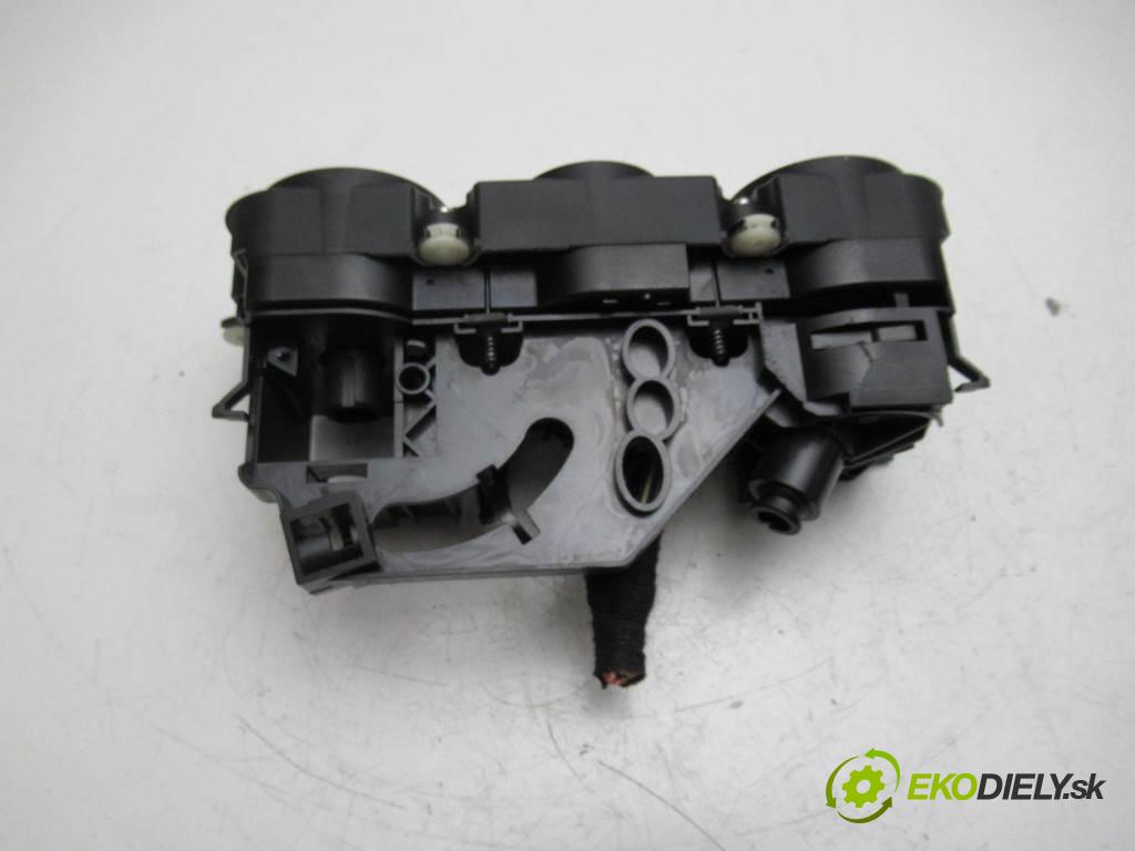 Volkswagen Touran  2004 100 kW 2.0TDI 136KM 03-15 1900 Panel ovládania kúrenia  (Prepínače, spínače, tlačidlá a ovládače kúrenia)