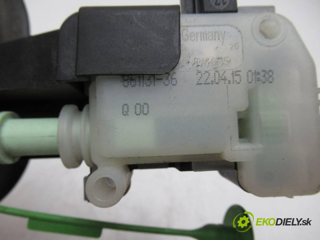 Volvo XC60    LIFT 2.0T T5 245KM 13-17  teleskop dvířek paliva 31299107