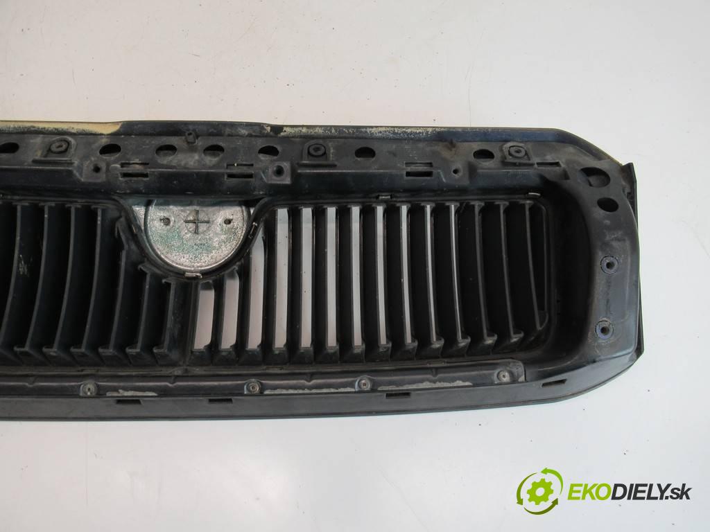 Skoda Octavia I LIFT  2001 81kW KOMBI 1.9TDI 110KM 00-10 1900 Mriežka maska 1U0853651C (Mriežky, masky)