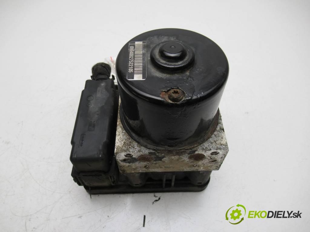Skoda Octavia I LIFT  2001 81kW KOMBI 1.9TDI 110KM 00-10 1900 Pumpa ABS 1C0907379D (Pumpy ABS)
