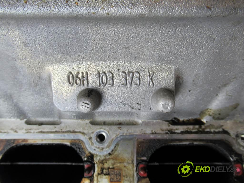 Audi A4 B8  2010 118 kW KOMBI 1.8TFSI 160KM 08-15 1800 motor CDH (Motory (kompletní))