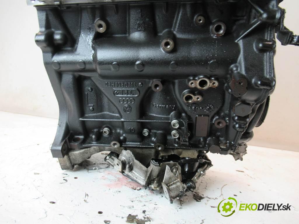 Audi A4 B8  2010 118 kW KOMBI 1.8TFSI 160KM 08-15 1800 motor CDH (Motory (kompletní))