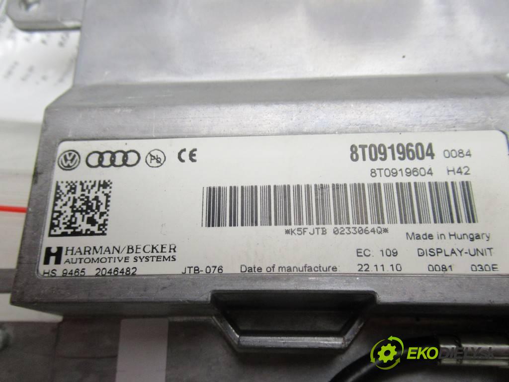Audi A4 B8  2010 118 kW KOMBI 1.8TFSI 160KM 08-15 1800 Dislpej 8T0919604 (Prístrojové dosky, displeje)