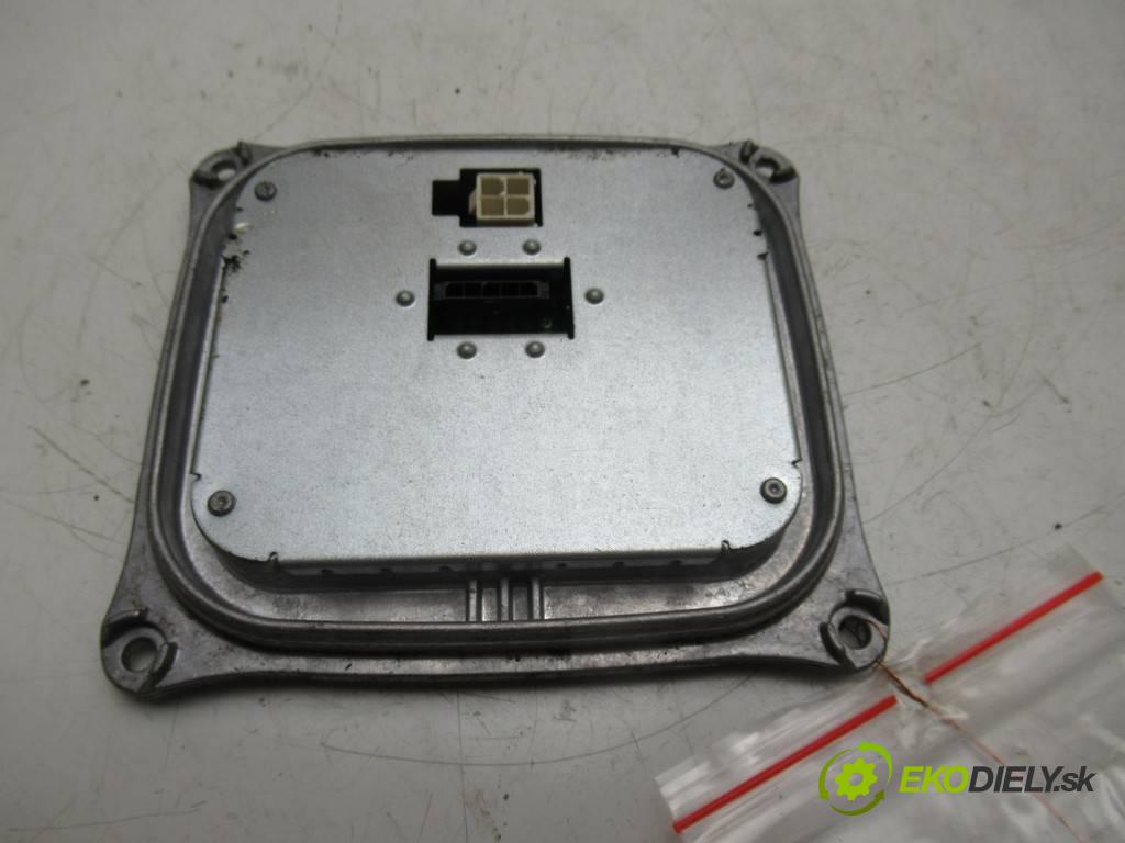 Audi A4 B8    KOMBI 1.8TFSI 160KM 08-15  Modul Menič LED 8K0907472A