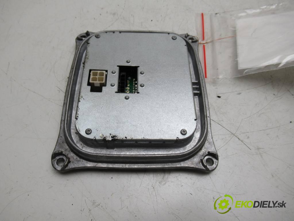 Audi A4 B8    KOMBI 1.8TFSI 160KM 08-15  Modul Menič LED 8K0907472A