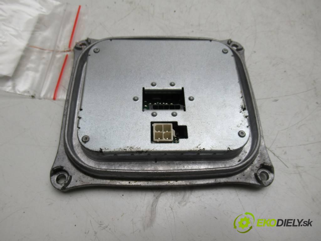 Audi A4 B8    KOMBI 1.8TFSI 160KM 08-15  Modul Menič LED 8K0907472A