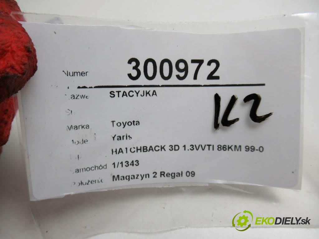Toyota Yaris  2001 63kW HATCHBACK 3D 1.3VVTI 86KM 99-05 1300 spinačka  (Spínacie skrinky a kľúče)