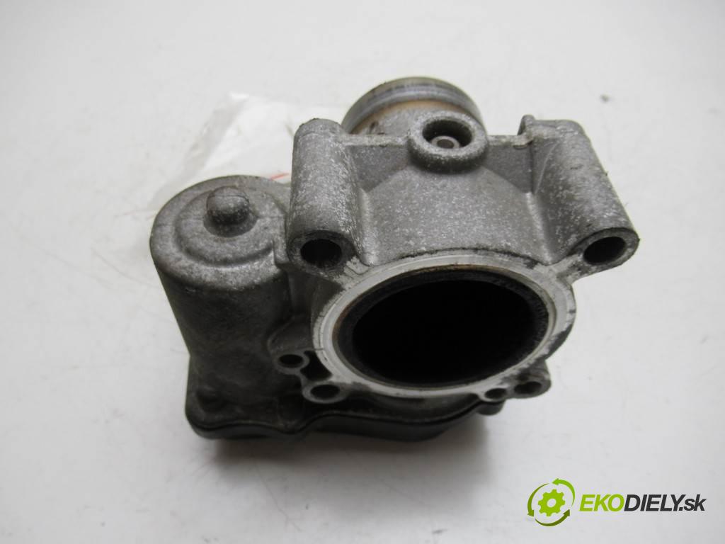 Skoda Fabia  2005 47 kW SEDAN 1.2B 64KM 99-07 1200 Škrtiaca klapka 03C133062B (Škrtiace klapky)