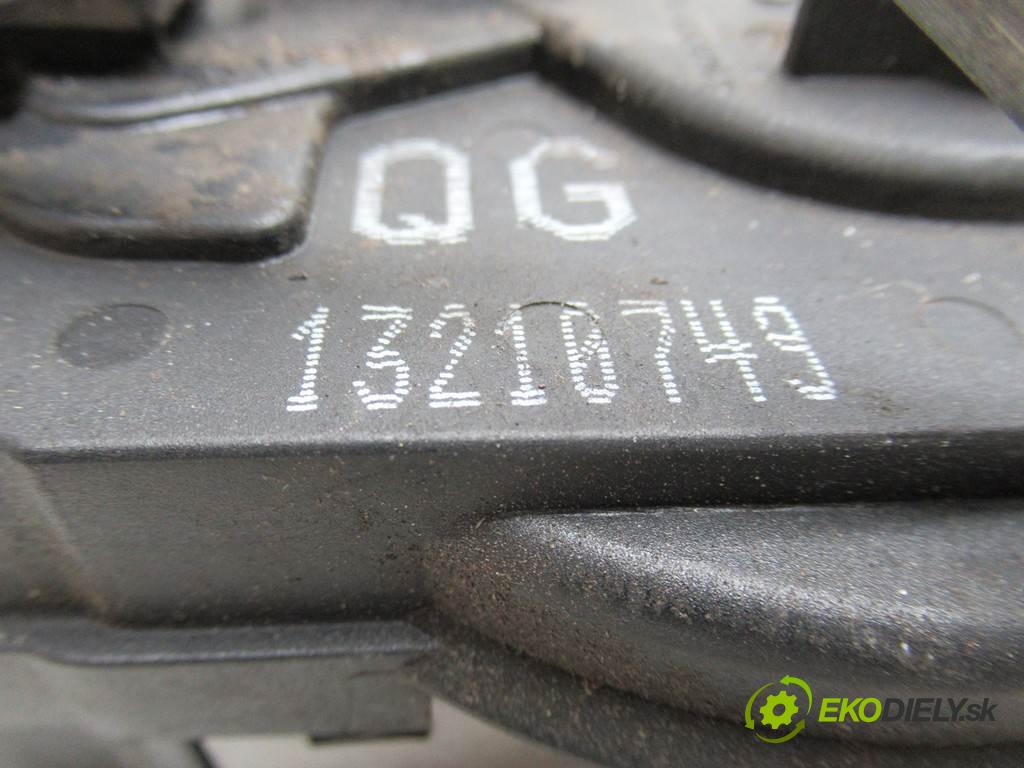 Opel Astra H  2007 85 kW GTC 1.6B 116KM 05-10 1600 zámok přední část pravý 13210749