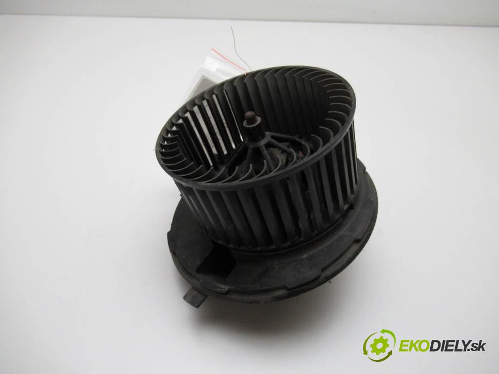 Skoda Octavia II LIFT  2009 103KW KOMBI 5D 2.0TDI 140KM 08-13 1968 Ventilátor ventilátor kúrenia 1K1819015A (Ventilátory kúrenia)