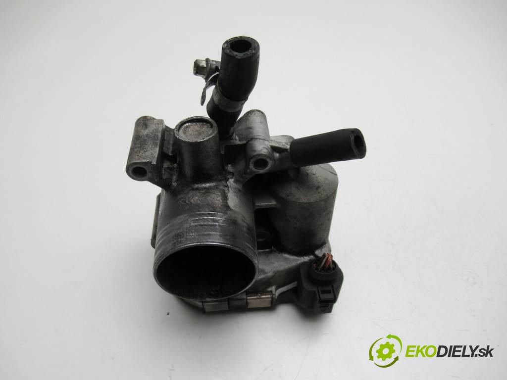 Volkswagen Polo III 6N2 FL  2001 44kW HATCHBACK 5D 1.4B 60KM 99-01 1400 Škrtiaca klapka 030133062C (Škrtiace klapky)