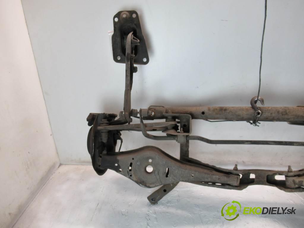 Skoda Octavia II  2006 103 kW LIFTBACK 5D 2.0TDI 140KM 04-08 2000 zadná Výstuha  (Výstuhy zadné)